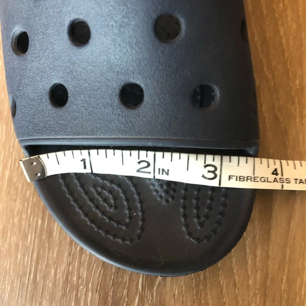 CROCS Classic II Slide Sandals Navy Blue men’s 3/women’s 5 with crocs charm